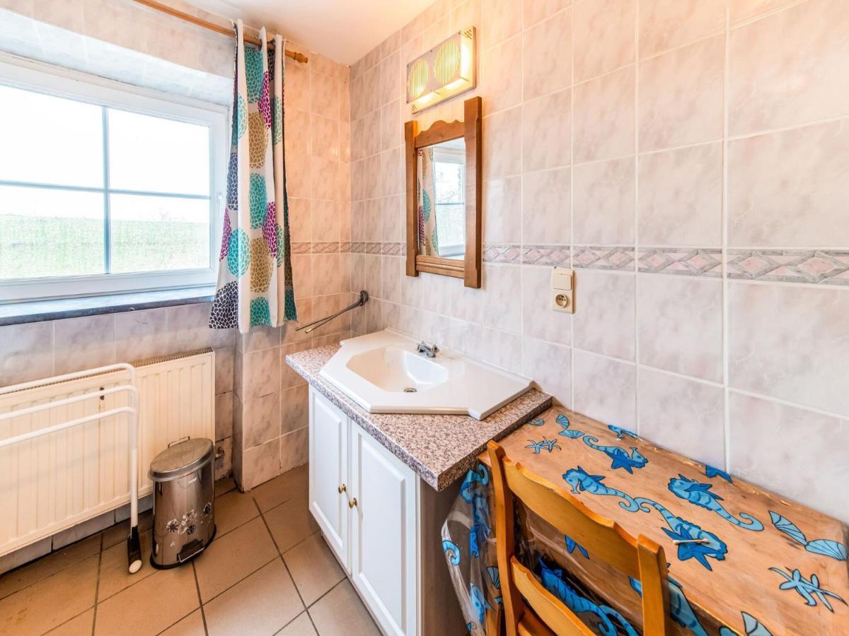 Beautiful Farmhouse In Brisy With Sauna エクステリア 写真